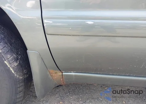 2005 Toyota Highlander z USA, uszkodzony, nr VIN JTEGD21A850131282